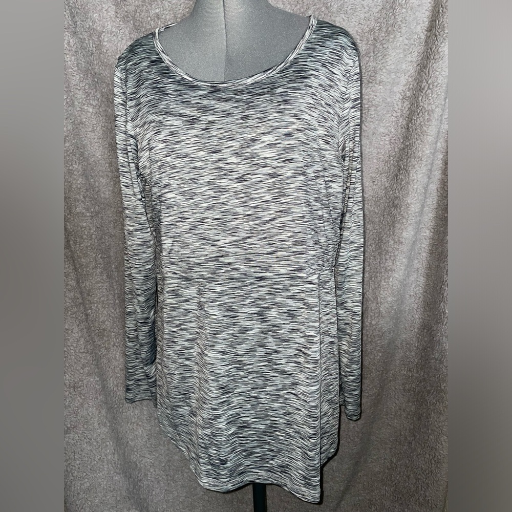 XL Latched Mama Long sleeve nursing Shirt